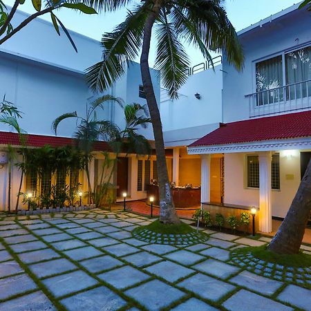 Avenue 11 Boutique Residences, Poes Garden Madras Buitenkant foto
