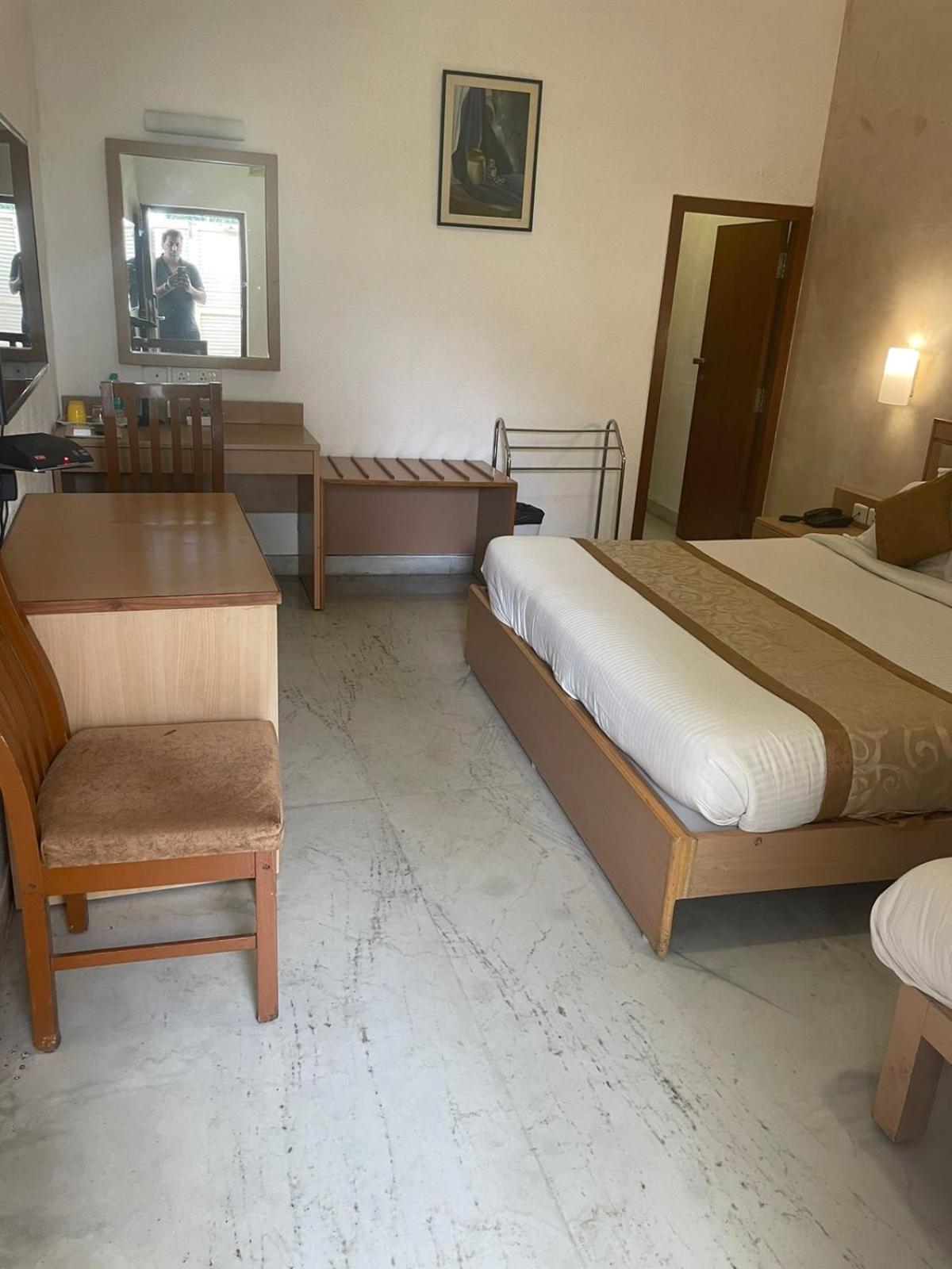 Avenue 11 Boutique Residences, Poes Garden Madras Buitenkant foto