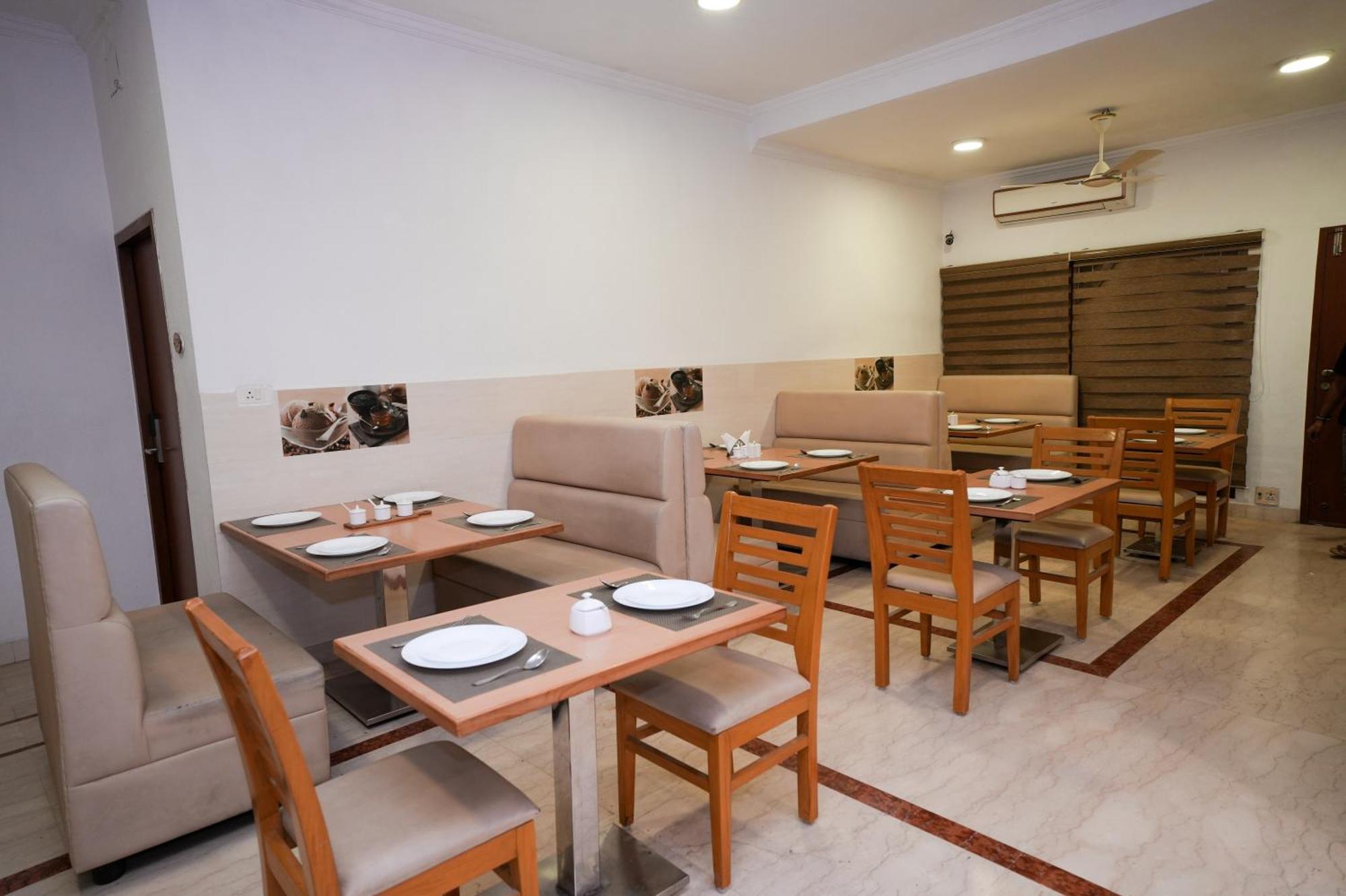 Avenue 11 Boutique Residences, Poes Garden Madras Buitenkant foto