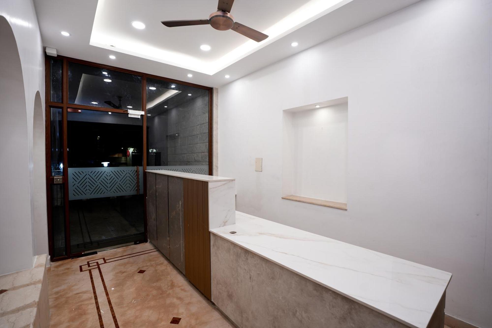Avenue 11 Boutique Residences, Poes Garden Madras Buitenkant foto