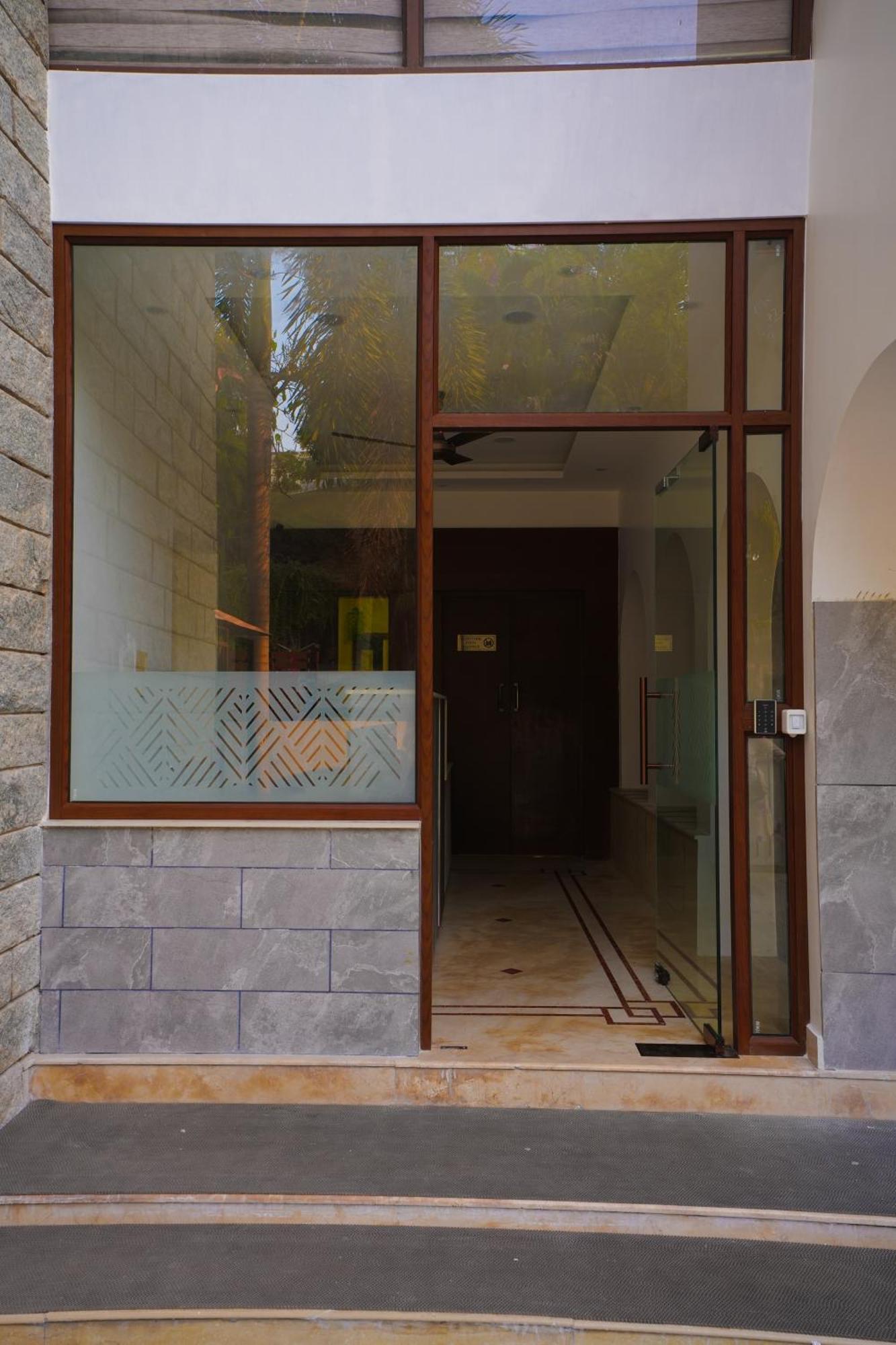 Avenue 11 Boutique Residences, Poes Garden Madras Buitenkant foto