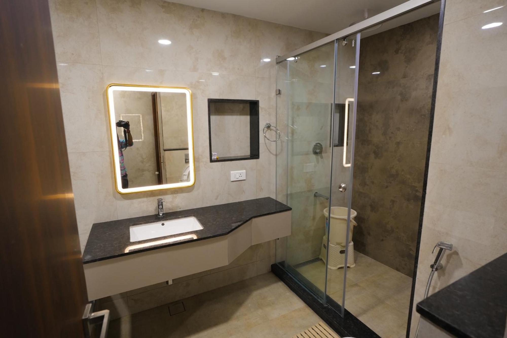 Avenue 11 Boutique Residences, Poes Garden Madras Buitenkant foto