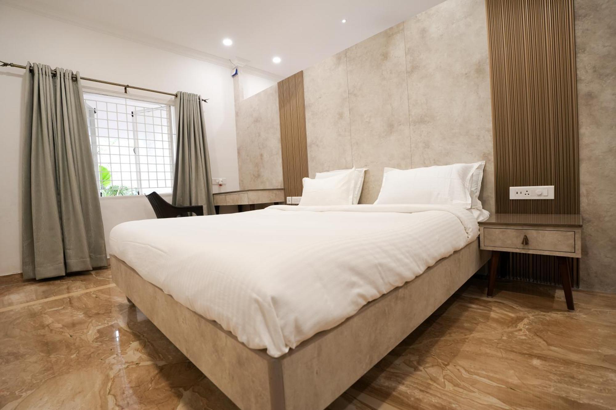 Avenue 11 Boutique Residences, Poes Garden Madras Buitenkant foto